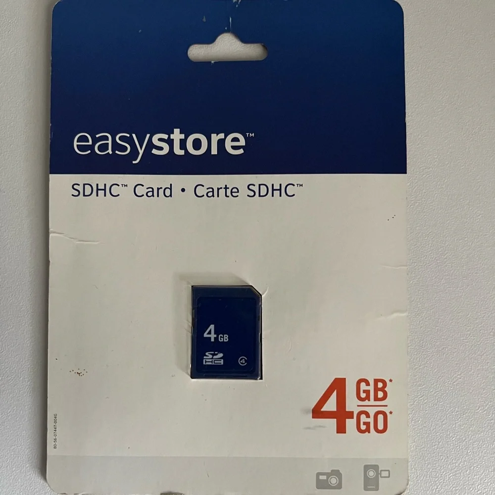 NIB - 4GB SDHC Card